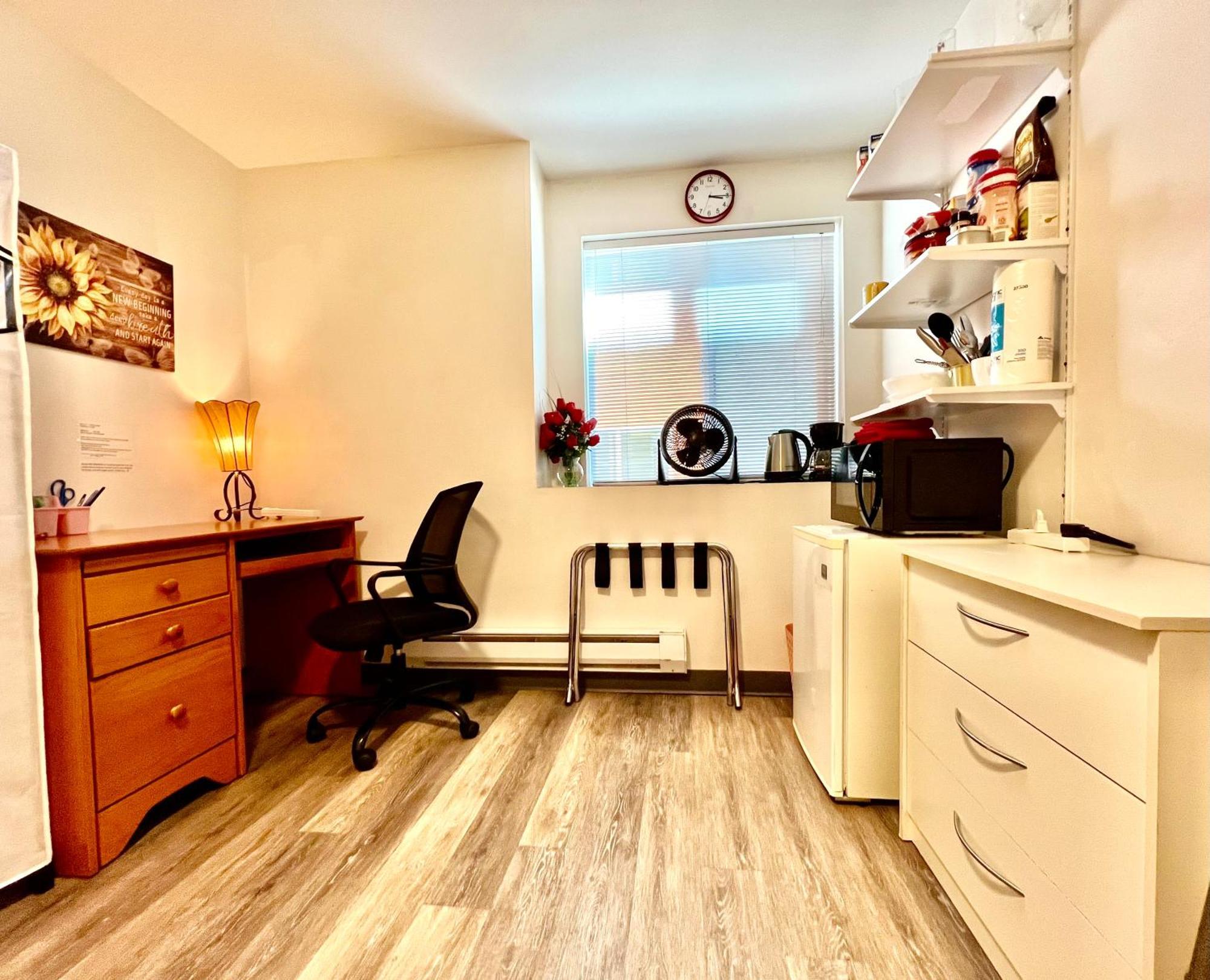 Micro Studio Apartment 10 Minutes Walk To University Of Washington Сиэтл Экстерьер фото